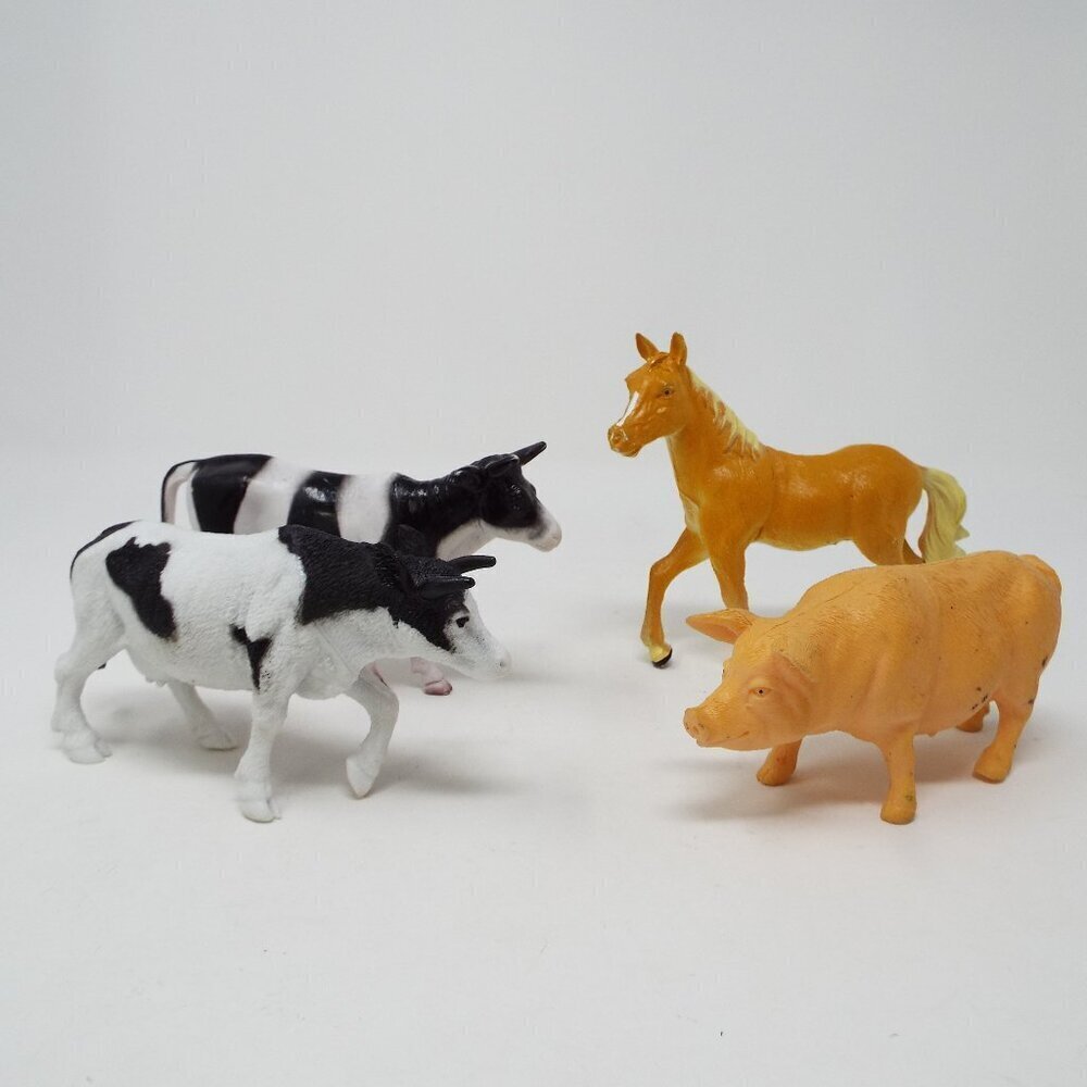 4 Pcs Misc Large Farm Animal Lot # 217